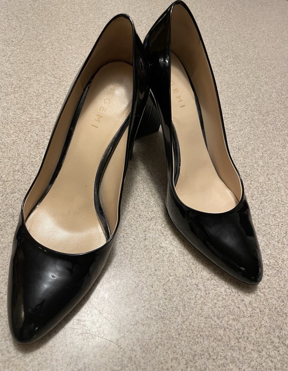 M.GEMI Womens Black Patent Leather Pointed Toe Block Heel Slip-On Pump EU 40